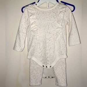 Baby Girl Matching Onesie Pant Set - Cat & Jack - 6 - 9 months - Golden Dots